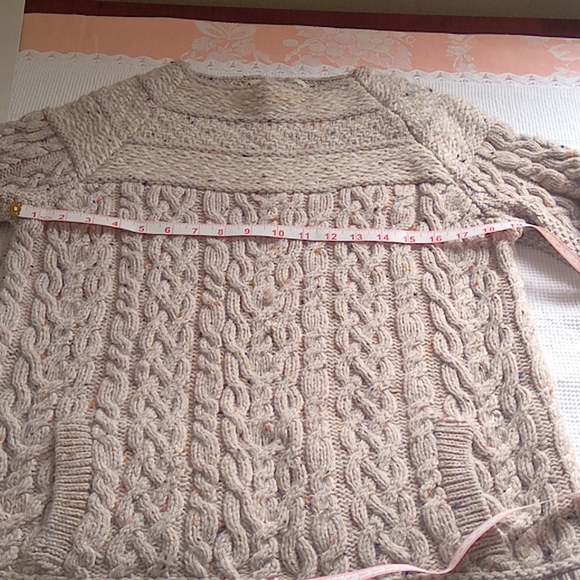 Aran Mor Sweater - Picture 10 of 14